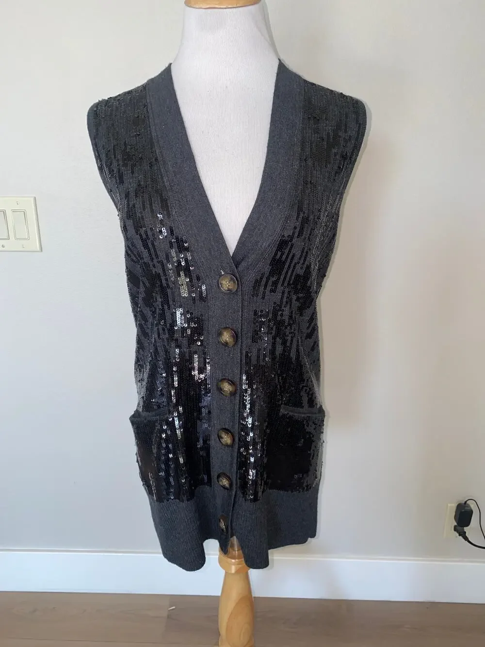 Tory Burch Sweater Sleeveless Cardigan Sequin Black/gray  Size Small
